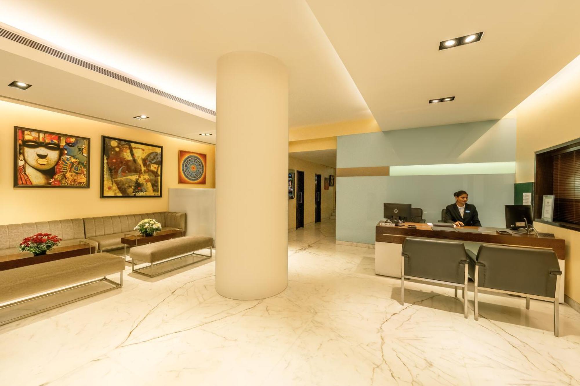 The Shalimar Hotel, Kemps Corner Mumbai  Buitenkant foto