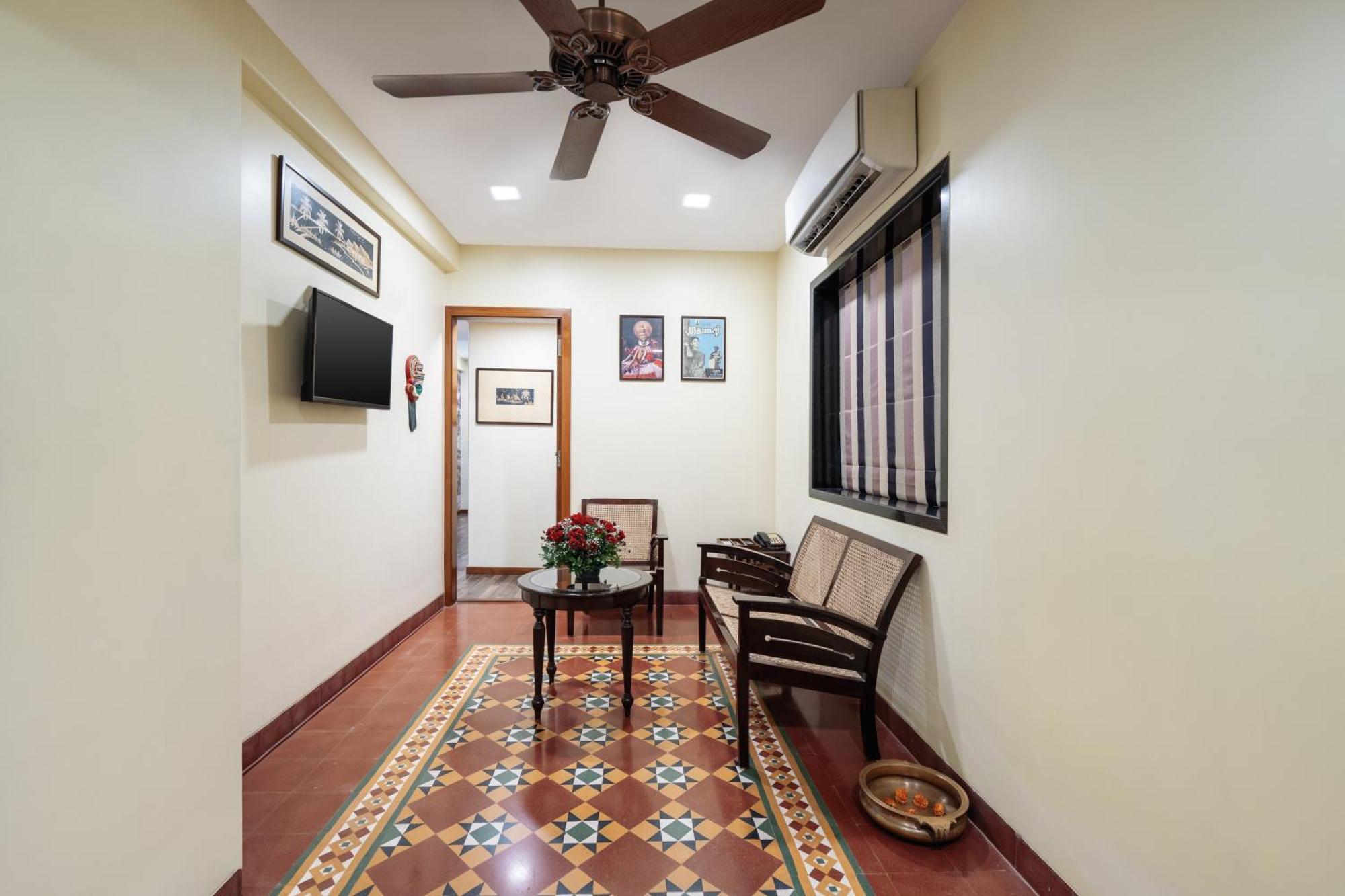 The Shalimar Hotel, Kemps Corner Mumbai  Kamer foto