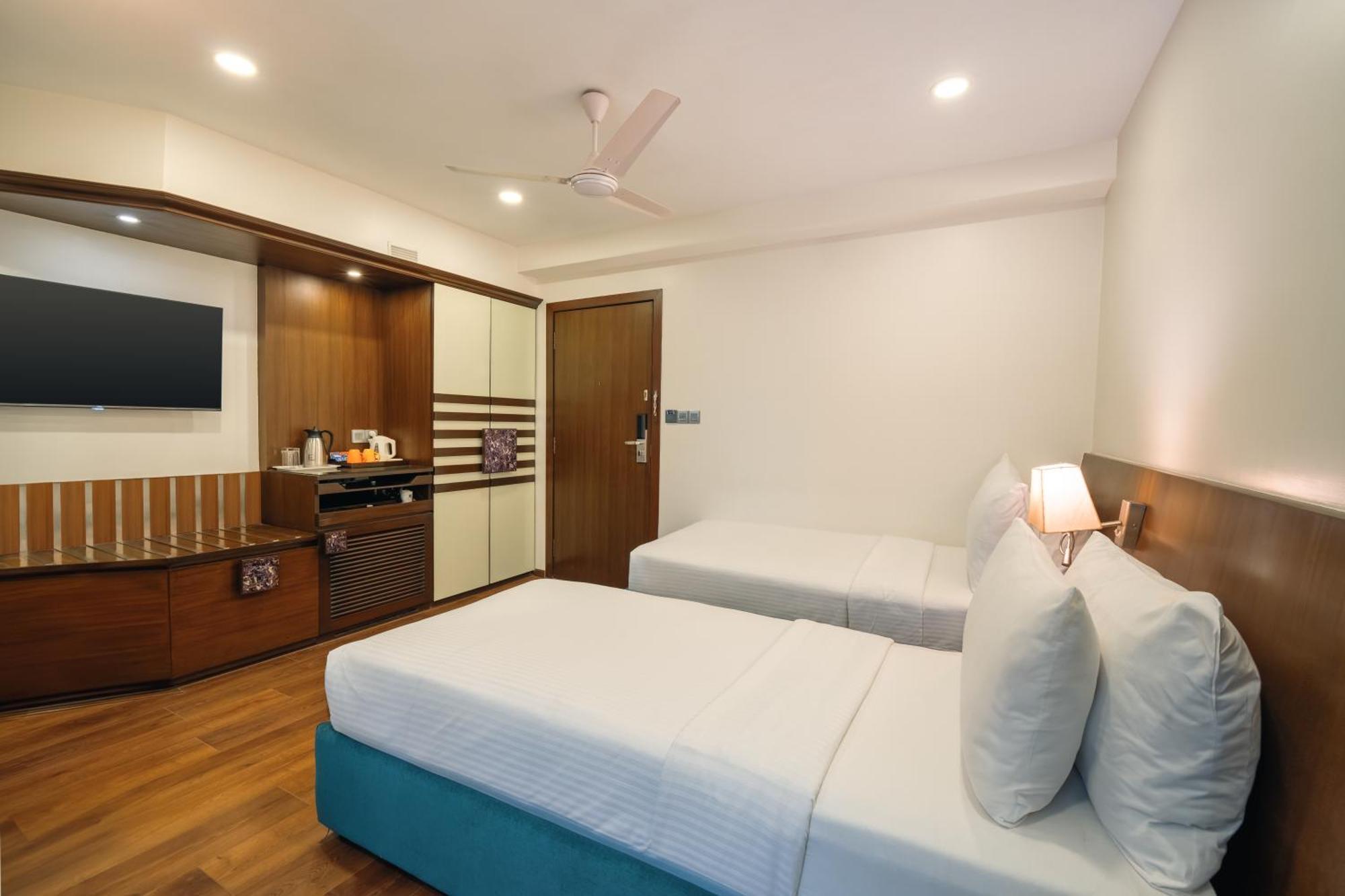 The Shalimar Hotel, Kemps Corner Mumbai  Kamer foto